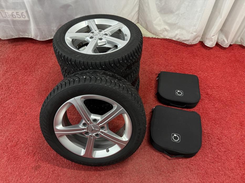 MERCEDES-BENZ CLA 2023