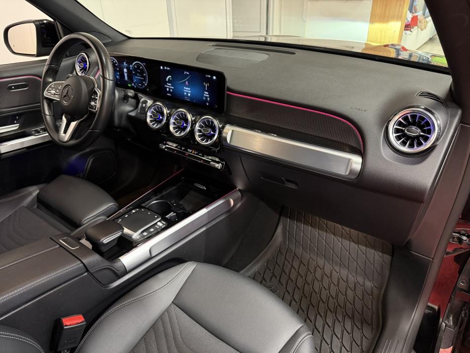 MERCEDES-BENZ EQB 2023