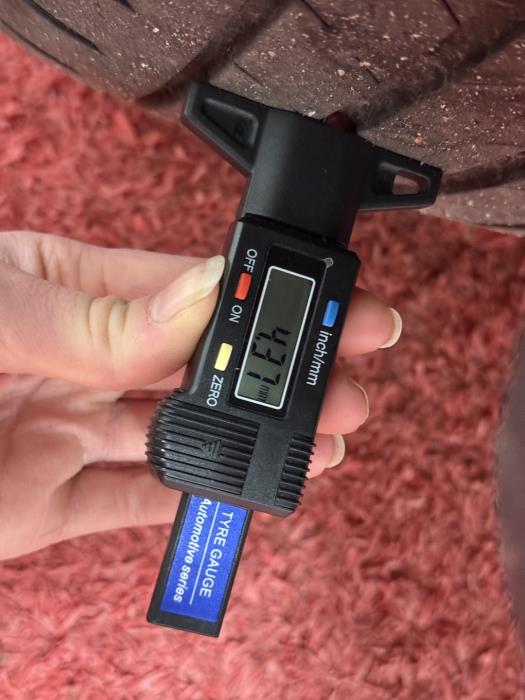 MERCEDES-BENZ EQB 2023