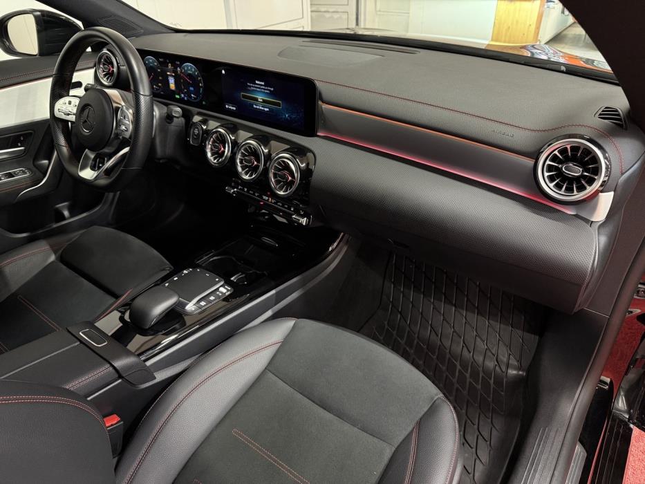 MERCEDES-BENZ CLA 2023