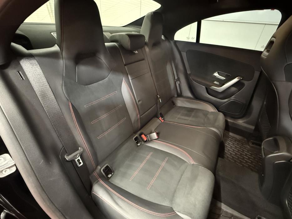 MERCEDES-BENZ CLA 2023