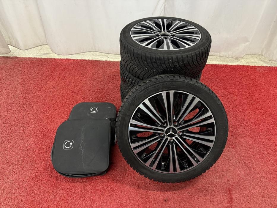 MERCEDES-BENZ CLA 2023