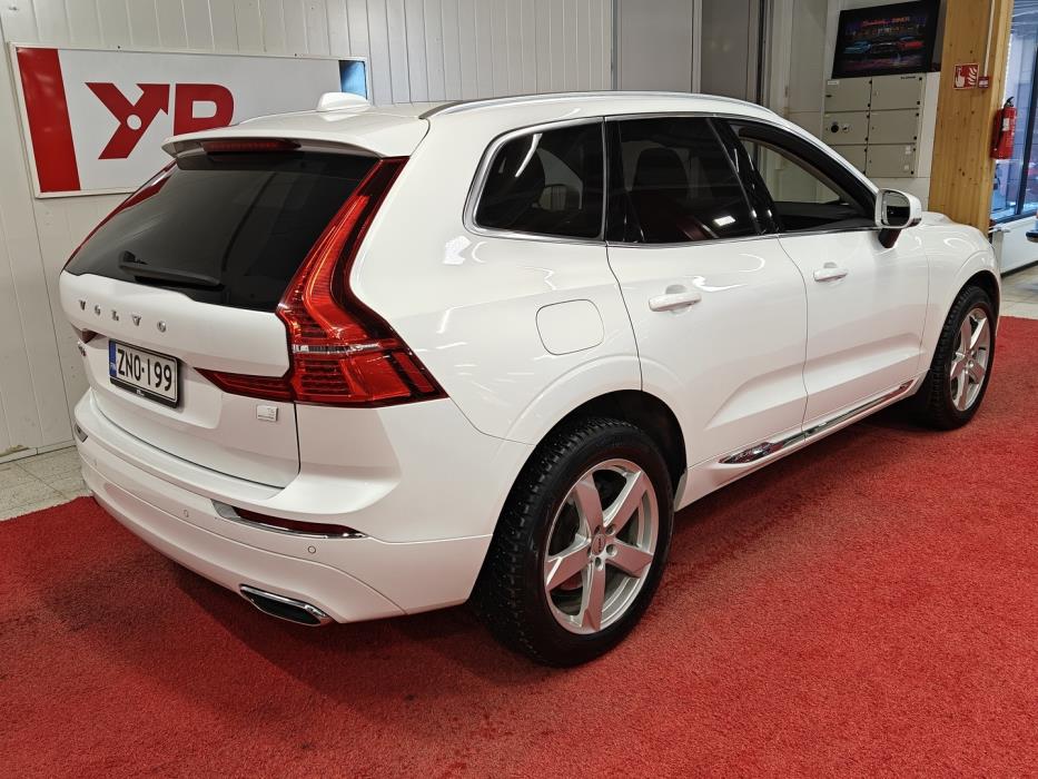VOLVO XC60 2021