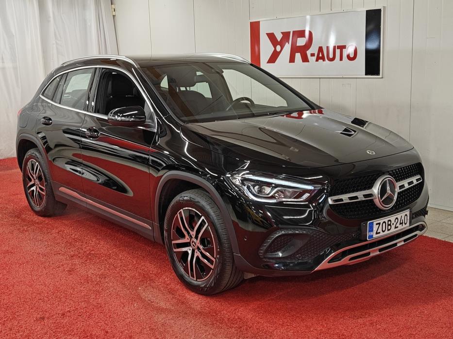 MERCEDES-BENZ GLA 2022