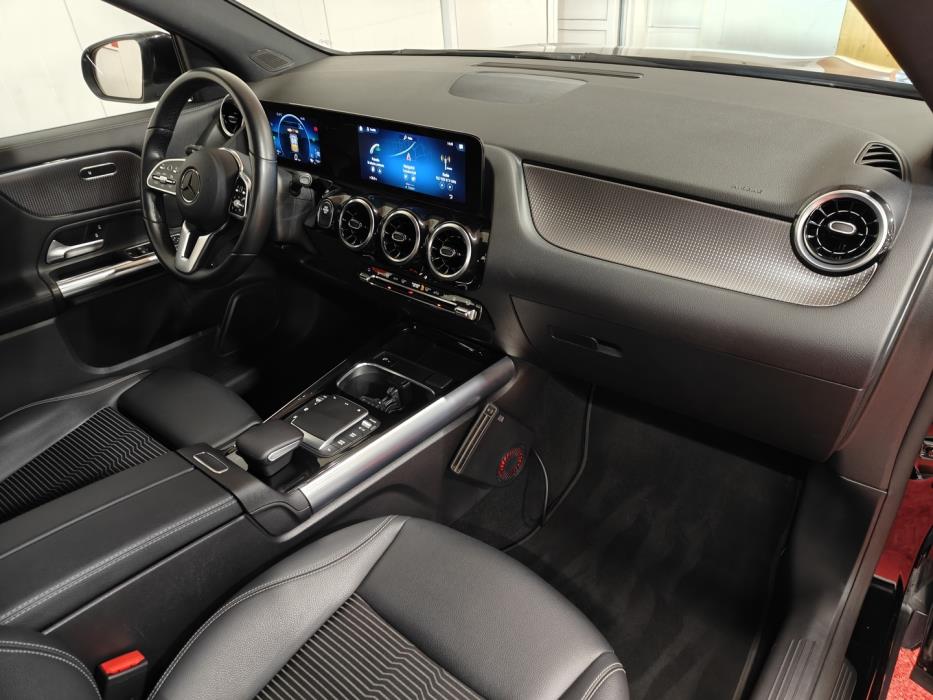 MERCEDES-BENZ GLA 2022