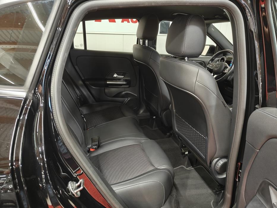 MERCEDES-BENZ GLA 2022