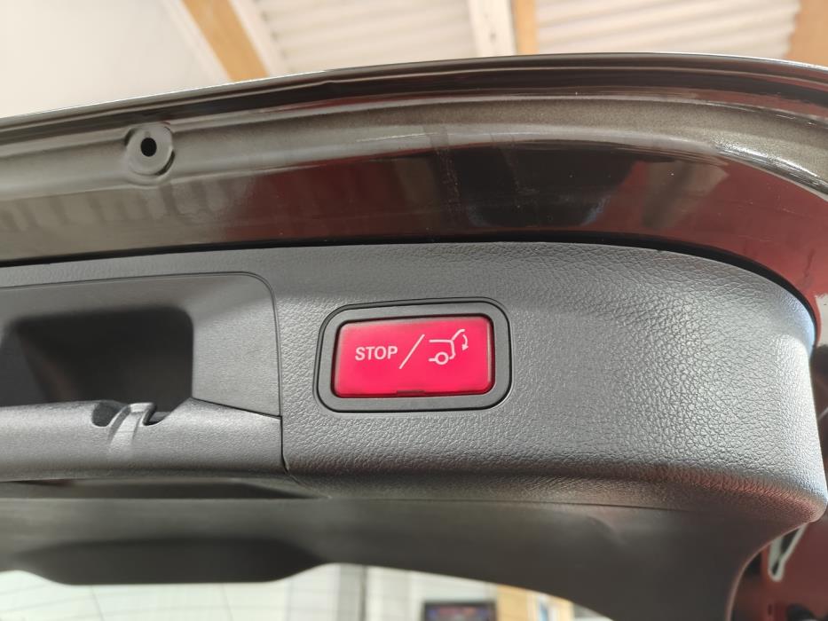 MERCEDES-BENZ GLA 2022