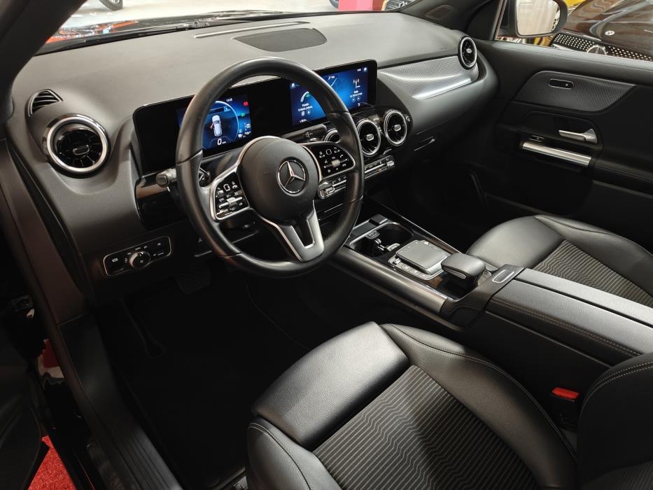 MERCEDES-BENZ GLA 2022