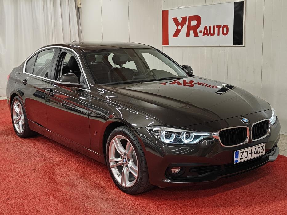 BMW 330 2017