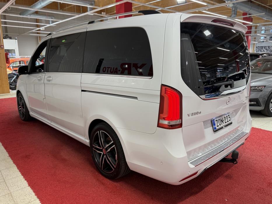 MERCEDES-BENZ V 2018