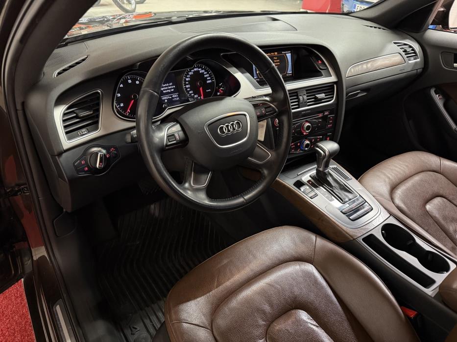 AUDI A4 2014