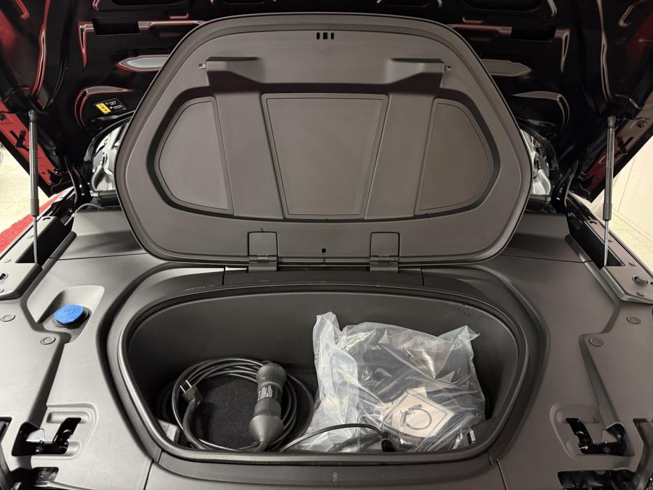 VOLVO C40 2023