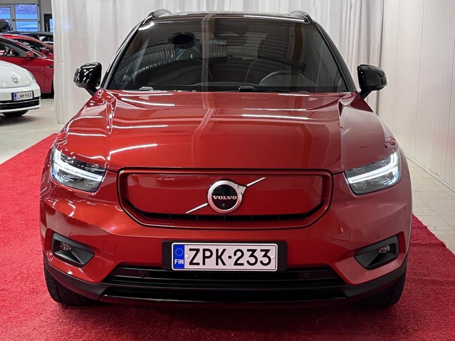 VOLVO XC40 2021