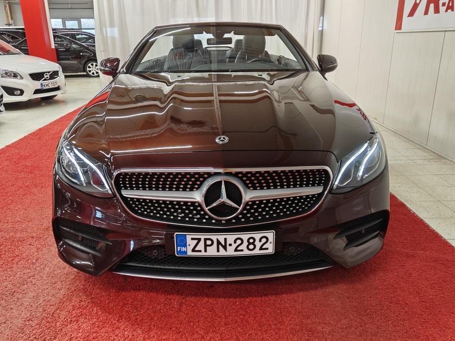 MERCEDES-BENZ E 2019