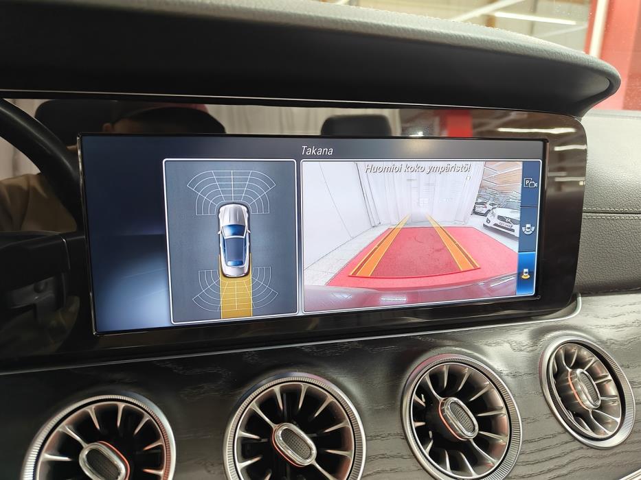 MERCEDES-BENZ E 2019