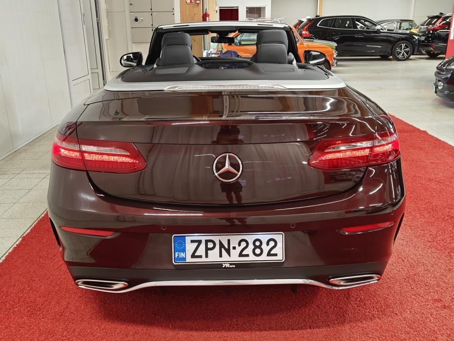 MERCEDES-BENZ E 2019