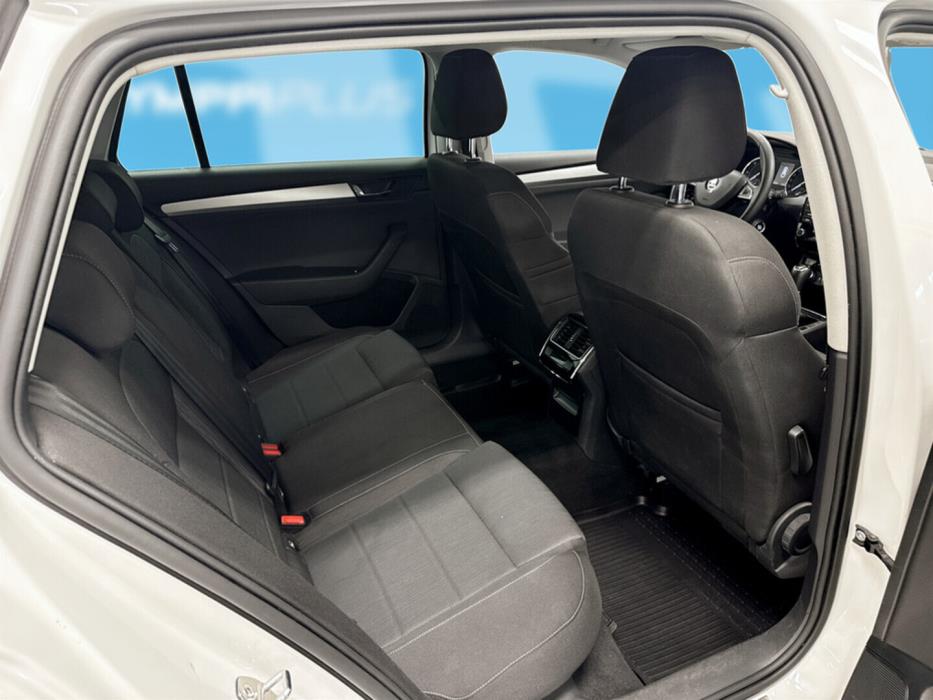 SKODA Superb 2016