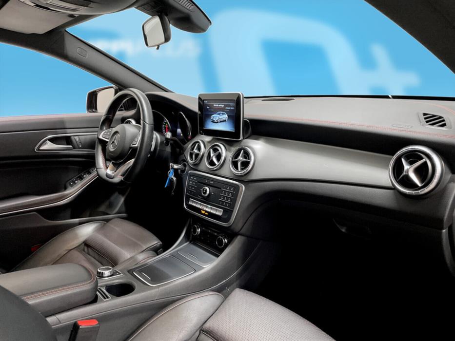 MERCEDES-BENZ CLA 2016