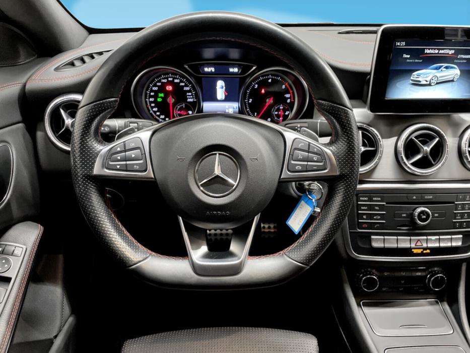 MERCEDES-BENZ CLA 2016