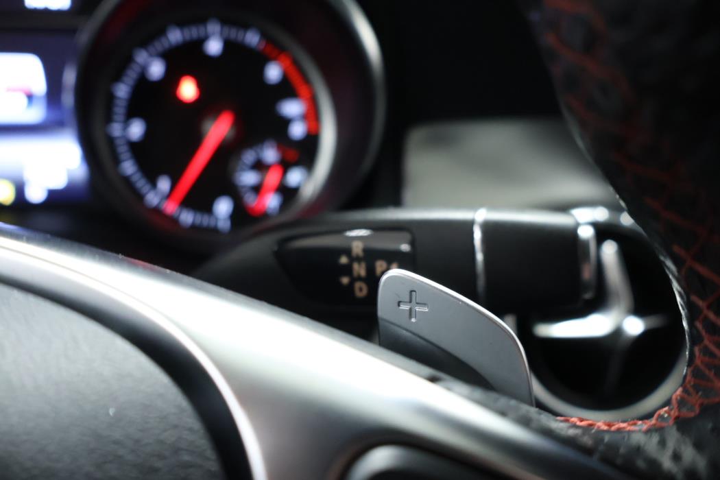 MERCEDES-BENZ CLA 2016