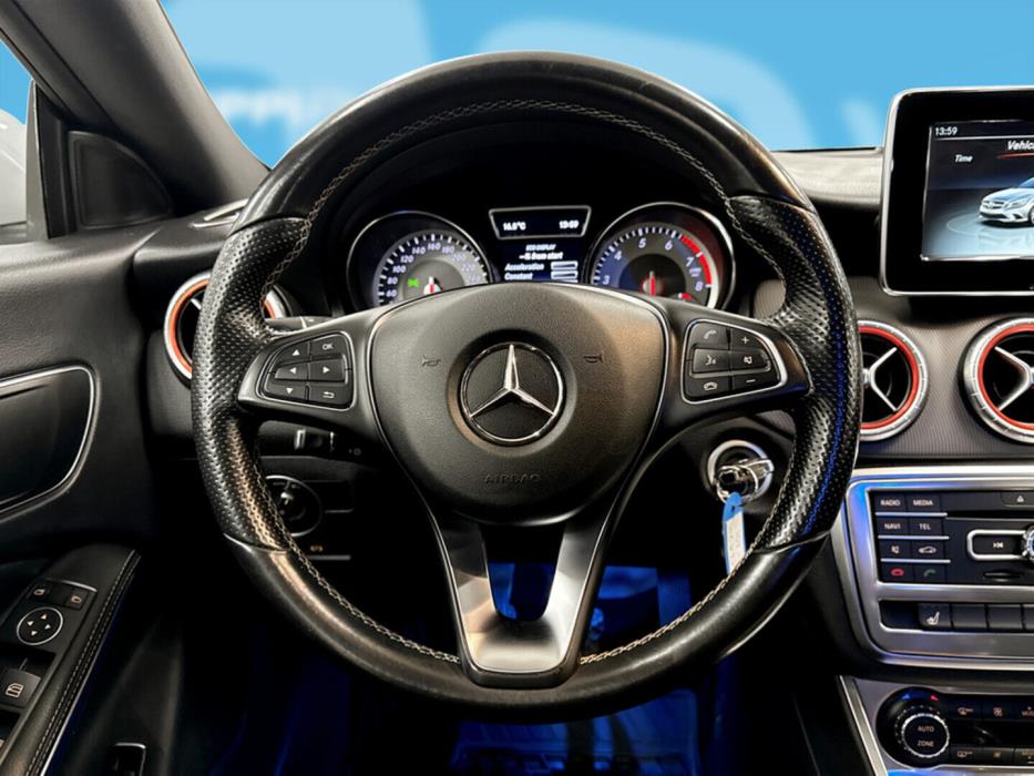 MERCEDES-BENZ CLA 2015