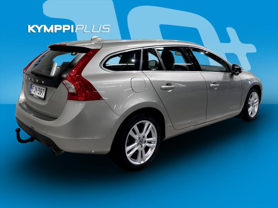 VOLVO V60 2011
