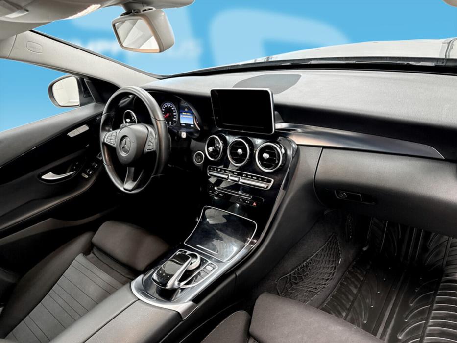 MERCEDES-BENZ C 2015