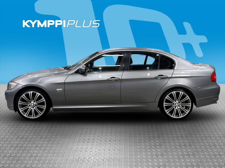 BMW 320 2010