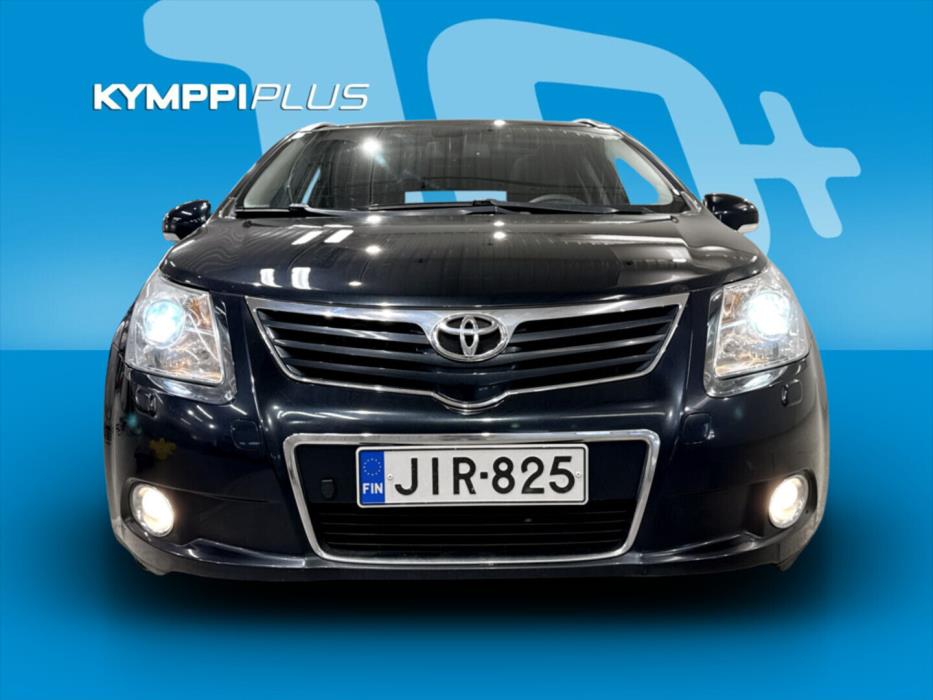 TOYOTA Avensis 2011