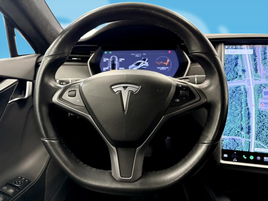 TESLA Model S 2018