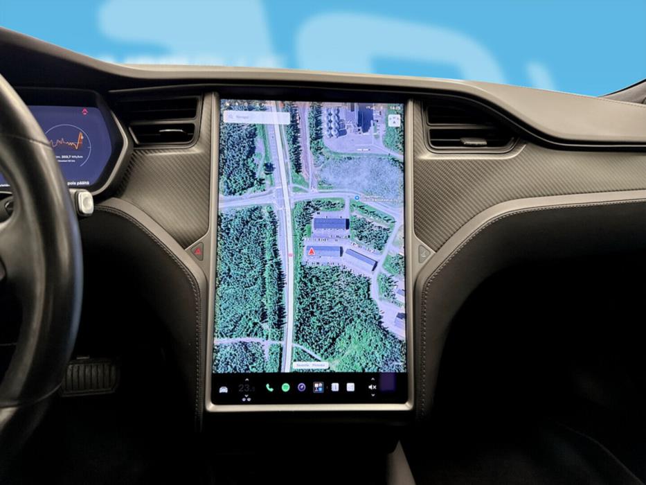 TESLA Model S 2018