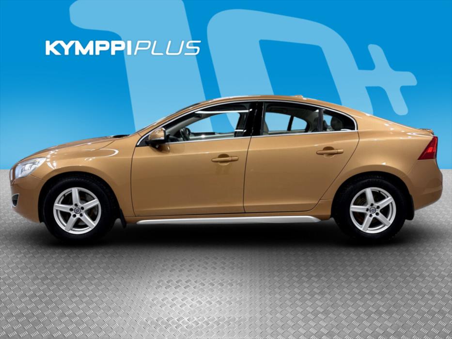 VOLVO S60 2011
