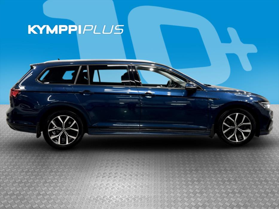 VOLKSWAGEN Passat 2022