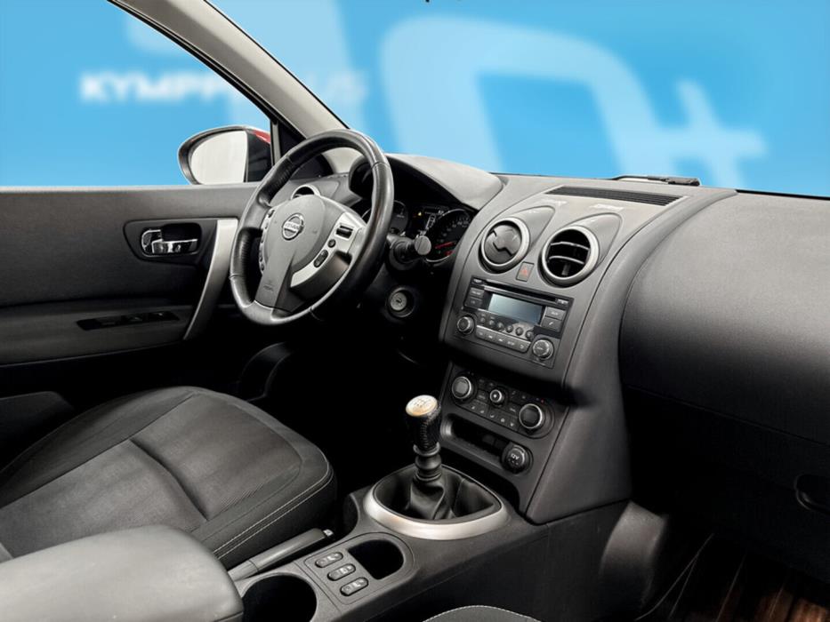 NISSAN Qashqai 2013