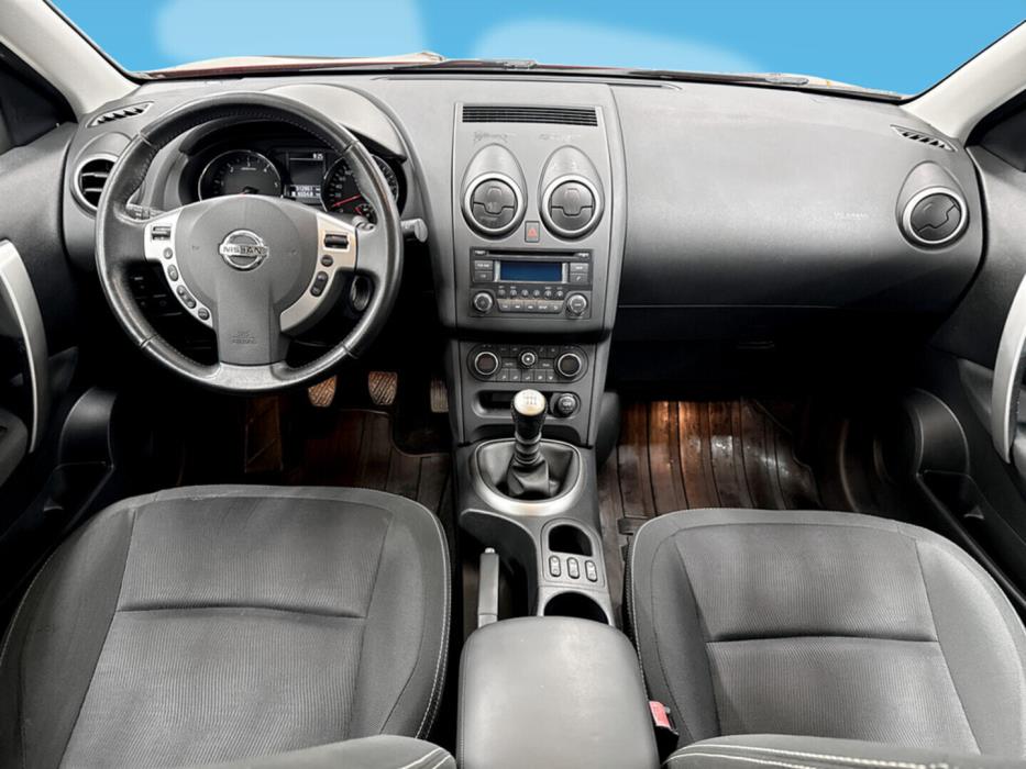 NISSAN Qashqai 2013