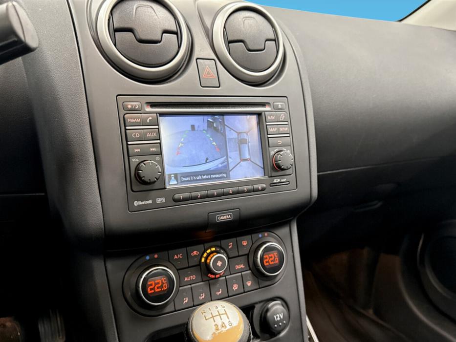 NISSAN Qashqai+2 2013