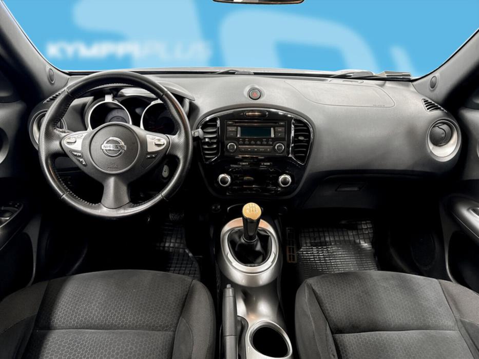 NISSAN Juke 2011