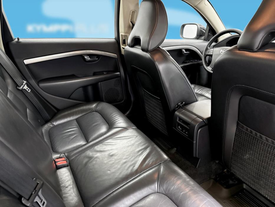 VOLVO XC70 2008