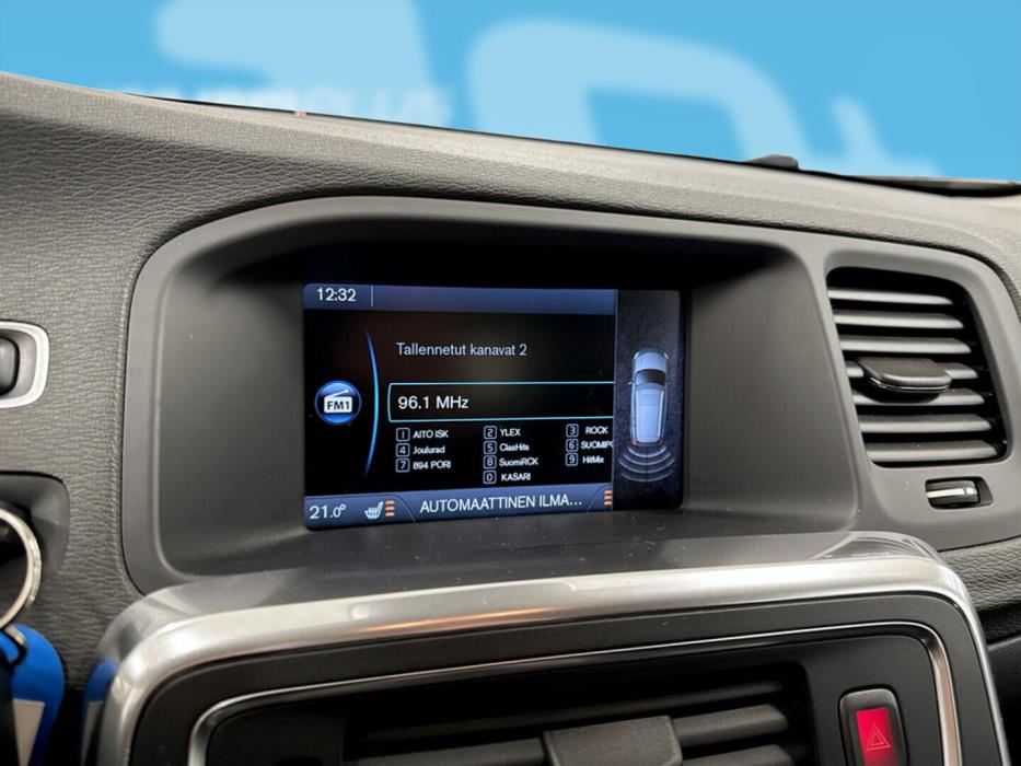VOLVO V60 2014