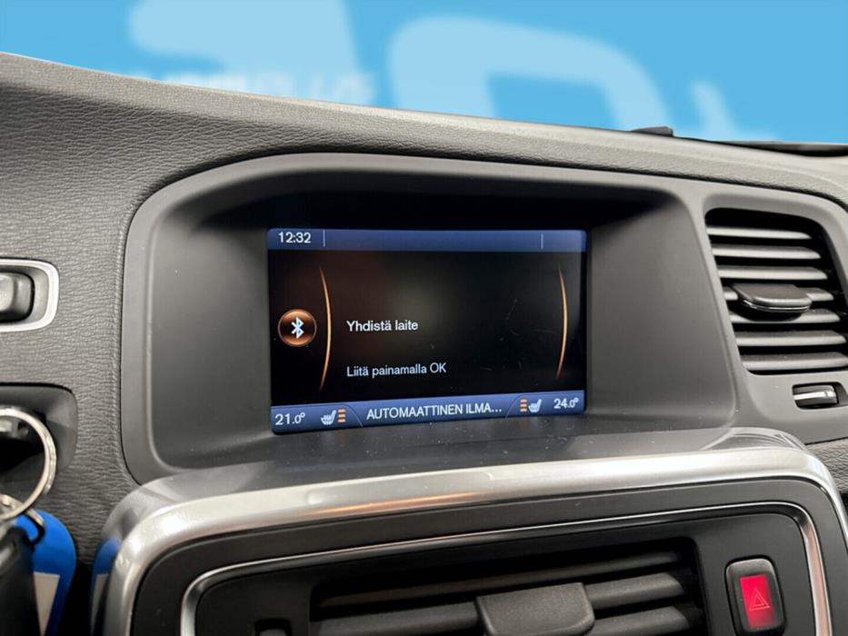 VOLVO V60 2014