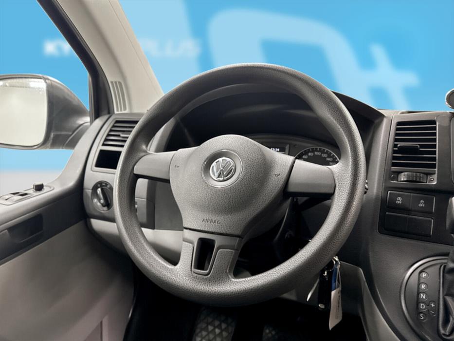 VOLKSWAGEN Transporter 2013