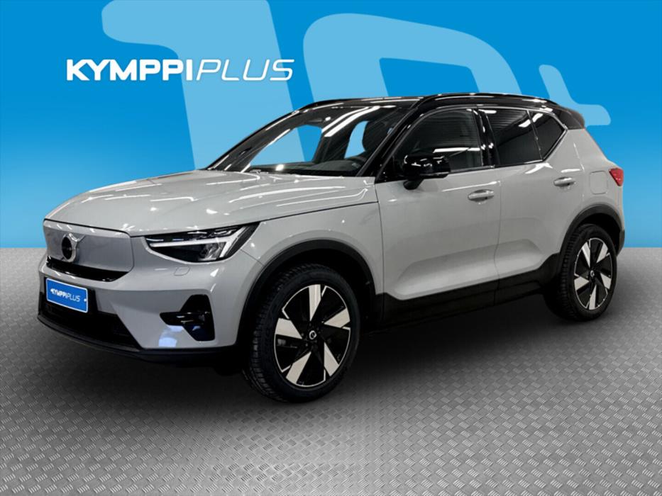 VOLVO XC40 2024