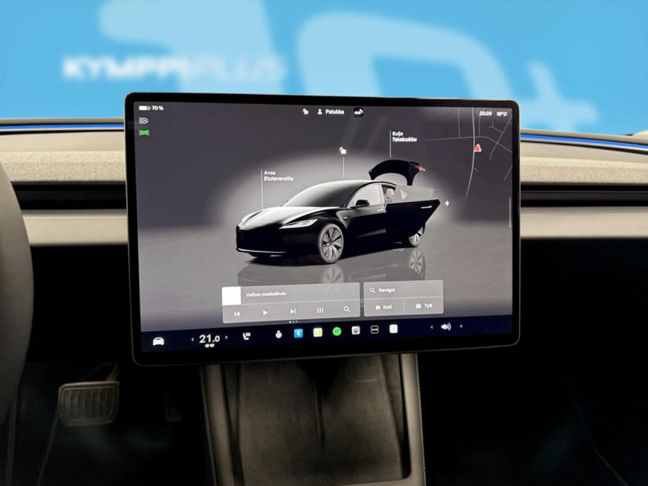 TESLA Model 3 2025