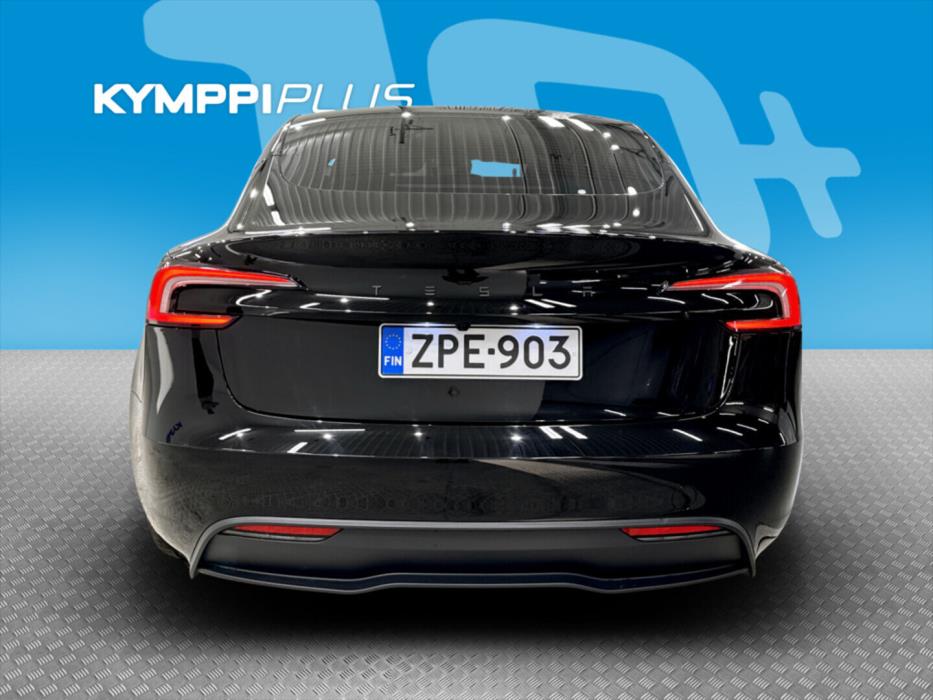 TESLA Model 3 2025
