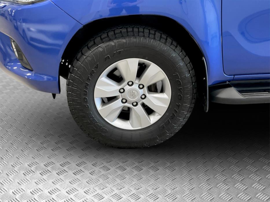 TOYOTA Hilux 2016