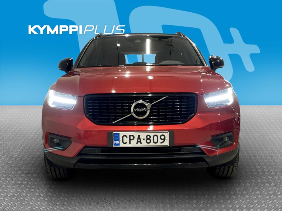 VOLVO XC40 2021