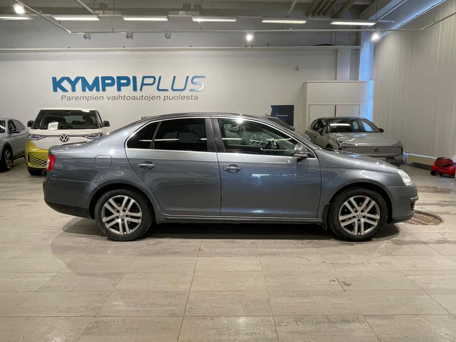 VOLKSWAGEN Jetta 2010
