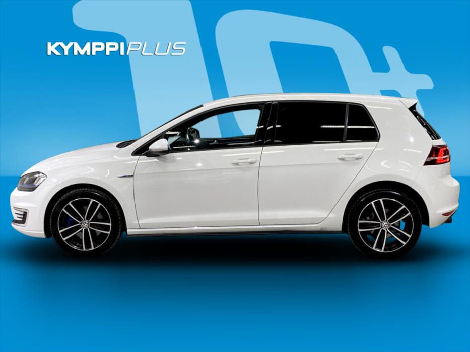 VOLKSWAGEN Golf 2015