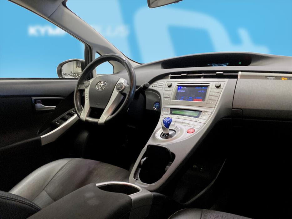 TOYOTA Prius PHEV 2015