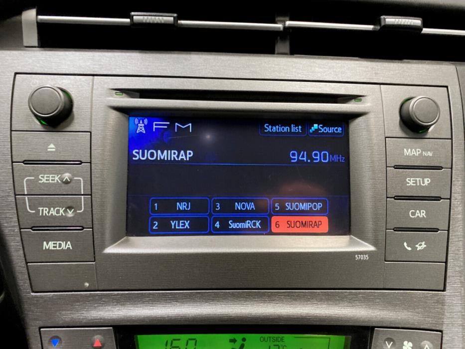 TOYOTA Prius PHEV 2015